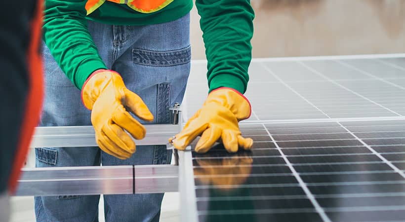 ¿Es rentable instalar placas solares en una casa?