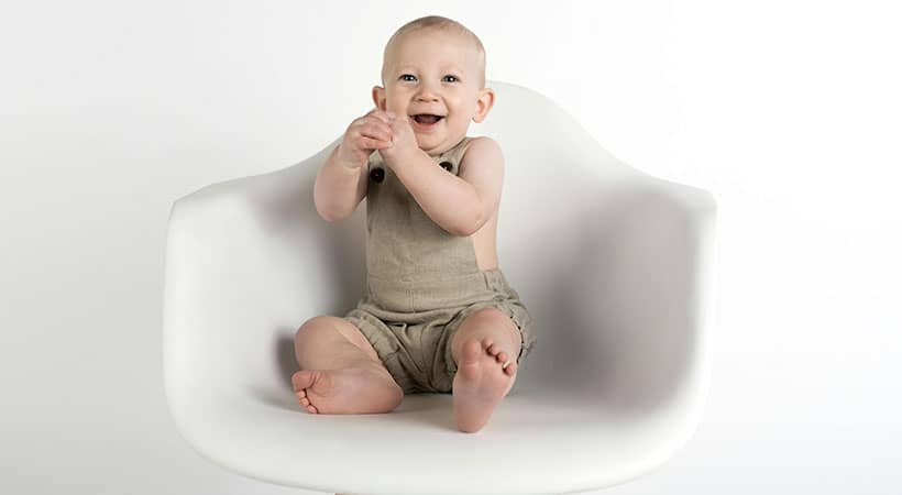 ¿Cuándo se puede sentar a un bebé?